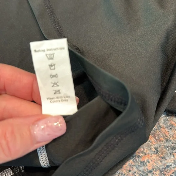 Retaliation Project Compression Tee - Picture 6 of 7